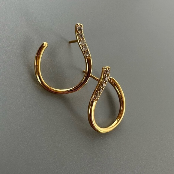 14k Gold Vermeil Curved Open Earrings - Picture 7 of 15